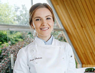 Анна Жукова